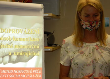 Nadace Olgy Havlové přispěl na vzdělávání pracovníkům Charity Luhačovice a Charity Slavičín 